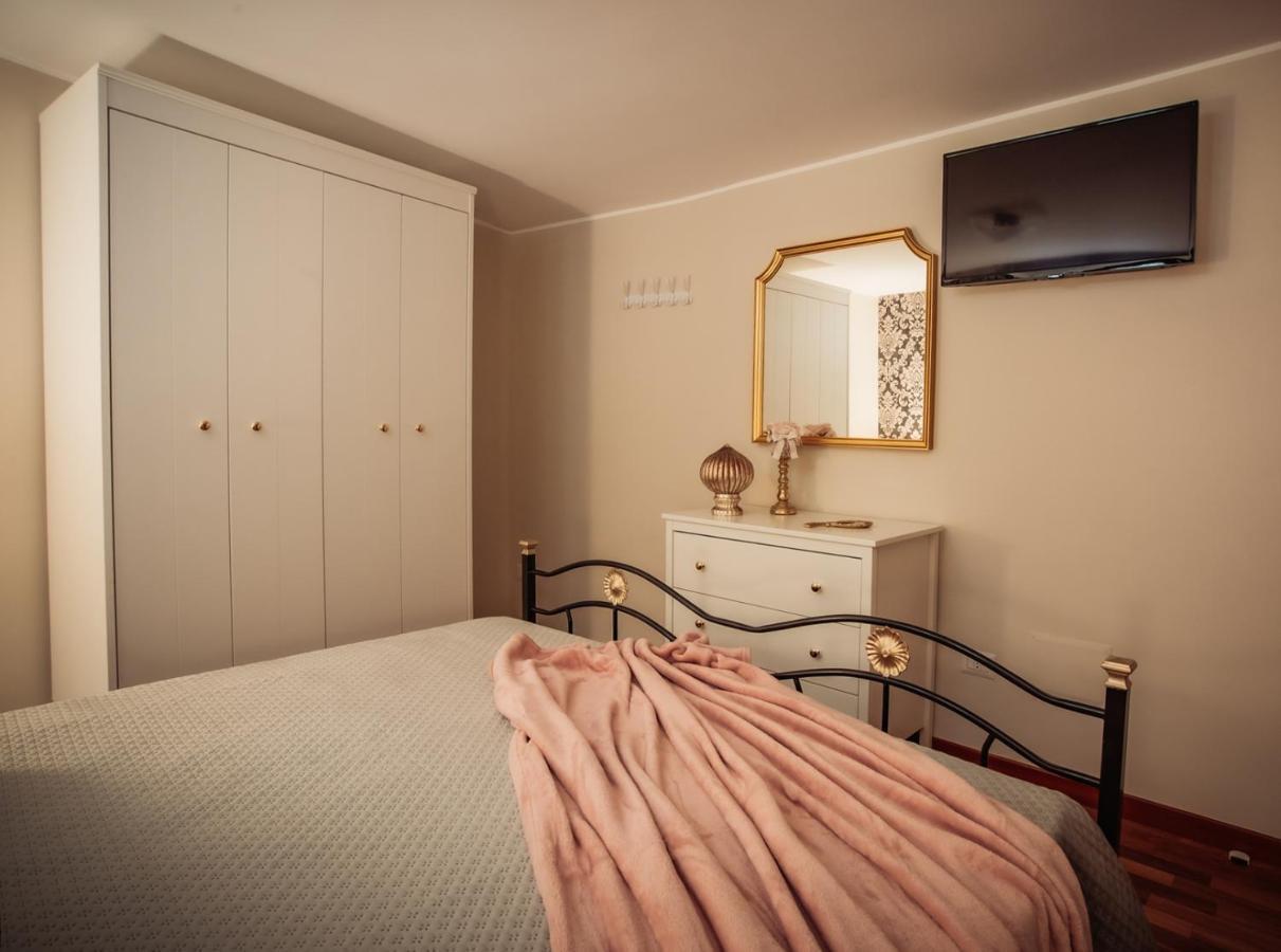 La Terrazza Dei Gemelli - Casa Vacanze Venosa Esterno foto