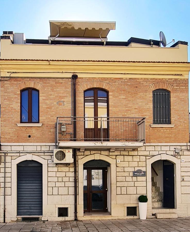La Terrazza Dei Gemelli - Casa Vacanze Venosa Esterno foto