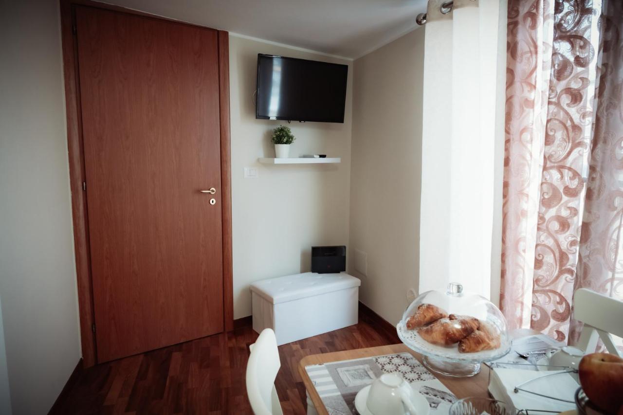 La Terrazza Dei Gemelli - Casa Vacanze Venosa Esterno foto